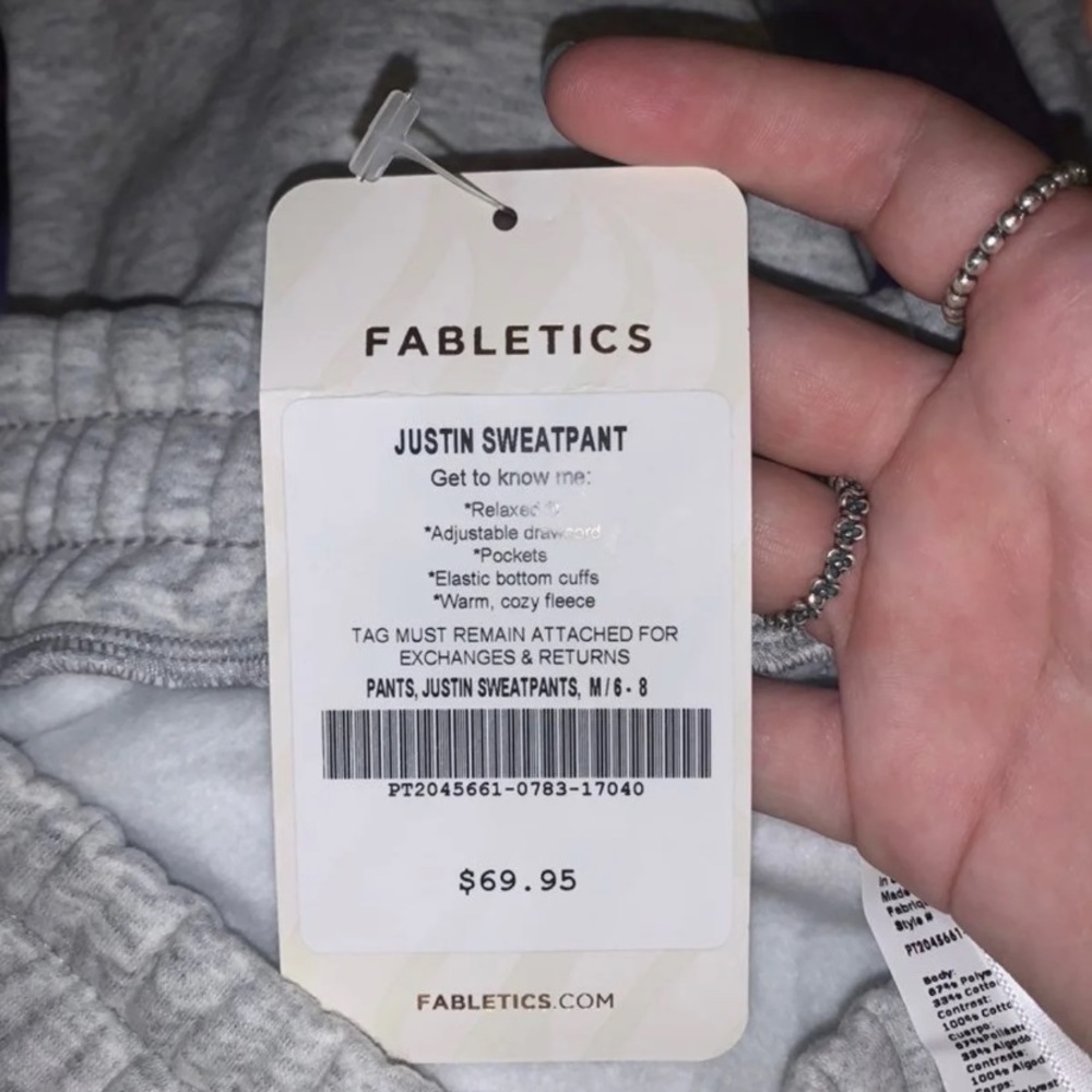 Fabletics Bundle! - Picture 5 of 6